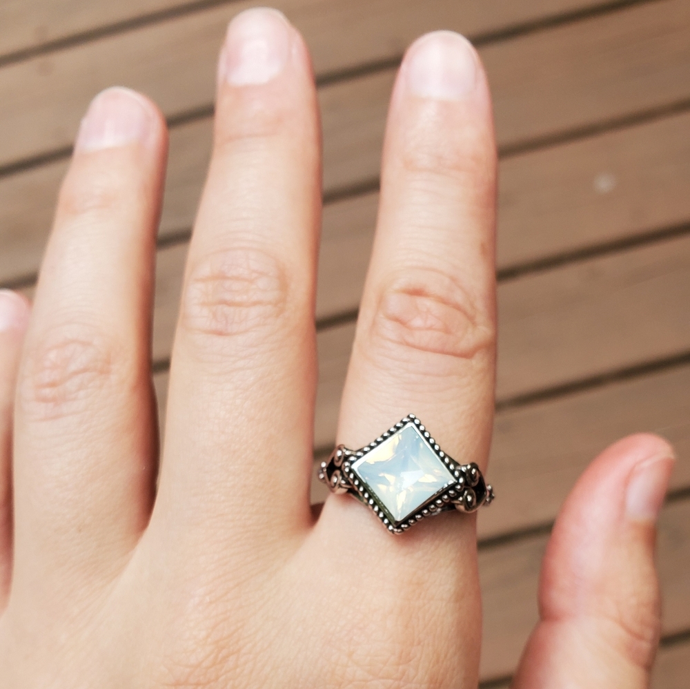 NWOT Silver Opal Moonstone Ring - Picture 10 of 11